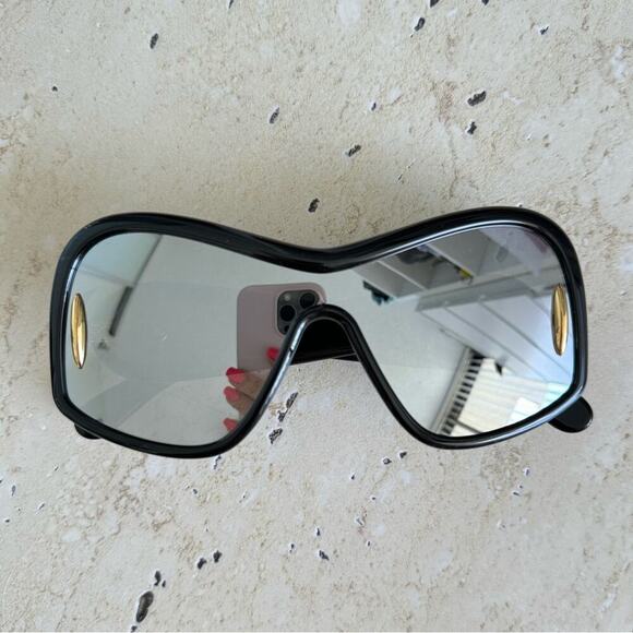 New! LOEWE LW40131I 01C Square Mask Sunglasses, Black, Authentic - Picture 3 of 14